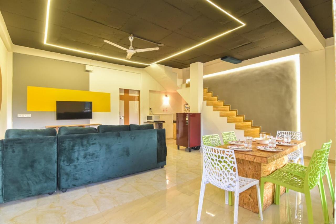 Empyrean Ll 3bhk Ll Jaguar Ll Ac Ll Pvt Pool Ll Luxury